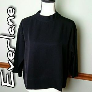 Everlane size 8 black top
